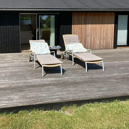 Light And Simplicity Near Saksild בית נופש *